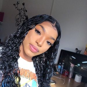 Meet your Posher, Antalia